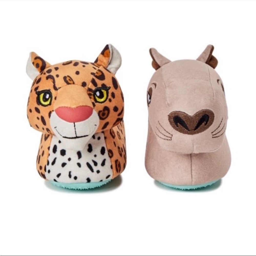 Disney Girl 11/12 Encanto Slippers